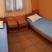 Apartamentos Devic - Kaludjerovina, Apartamento 2, alojamiento privado en Kaludjerovina, Montenegro - Spavaca Soba - Kaludjerovina